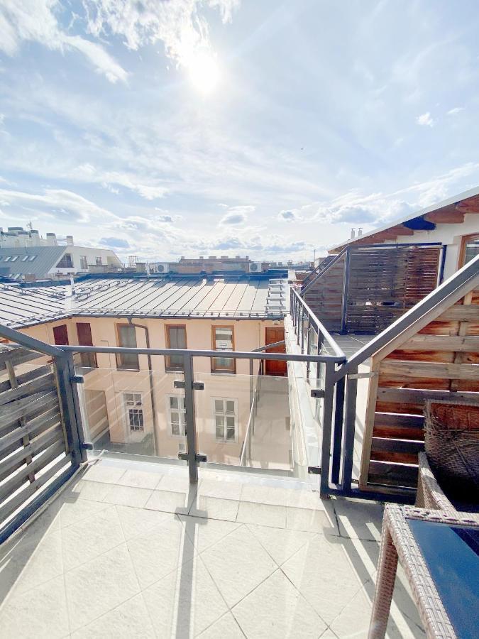 Loft With Rooftop And Free Parking In Garage * Budapešť