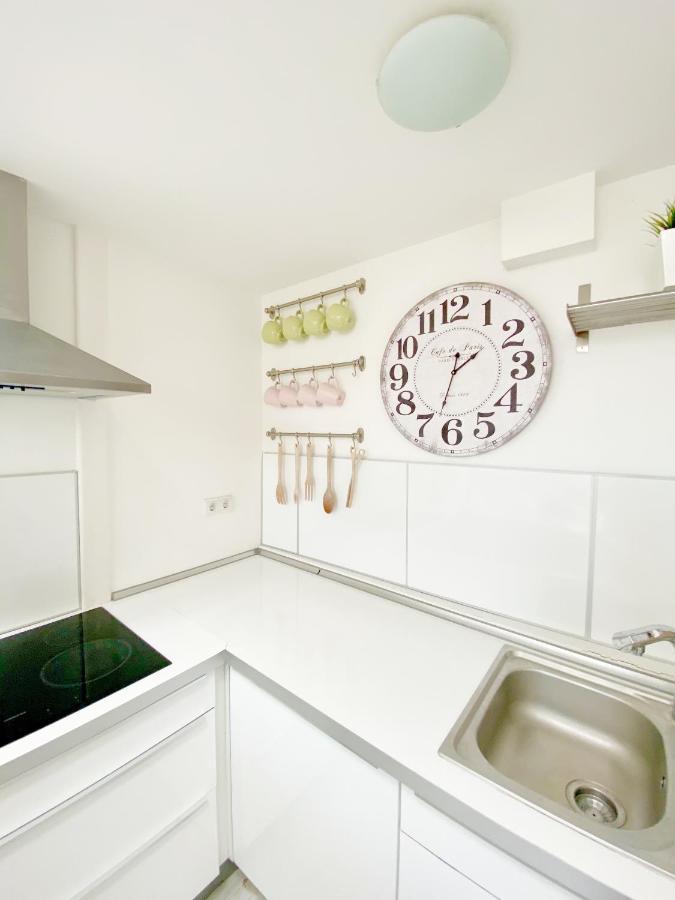Loft With Rooftop And Free Parking In Garage Apartmán *