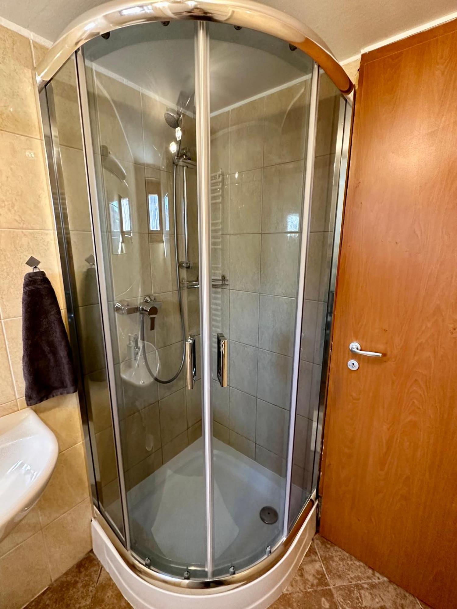 Loft With Rooftop And Free Parking In Garage Apartmán Budapešť